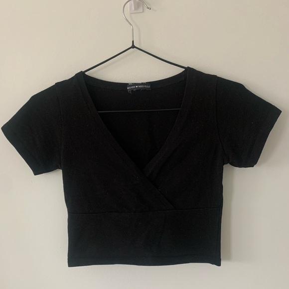 Brandy Melville Black T-Shirt - Picture 1 of 3